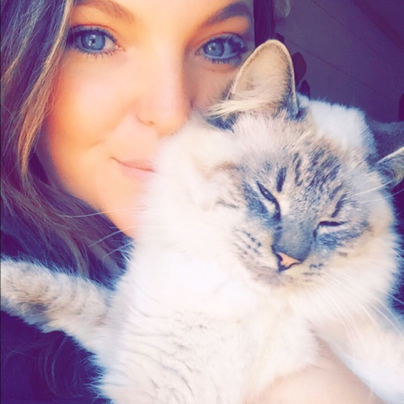 Meet your Posher, Tara - Picture 1 of 1